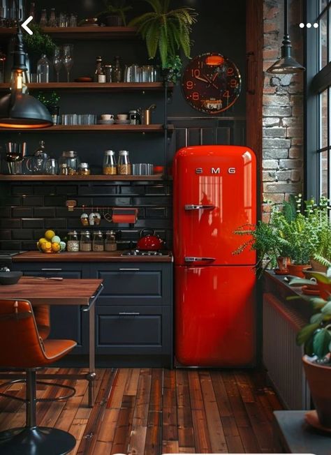 Mid Century Cottage Kitchen, Kitchen With Smeg Fridge, Red Fridge Kitchen Design, Kitchen Design Eclectic, Retro Kitchen Aesthetic, Retro Fridge Kitchen, Studio Kitchen Ideas, Retro Style Interior Design, Unique House Ideas