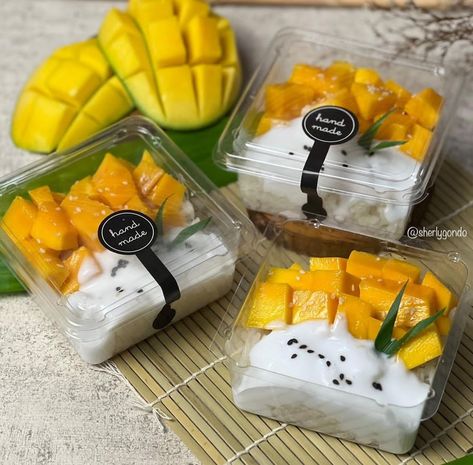 Mango Sticky Rice Cup, Mango Sticky Rice Aesthetic, Thai Recipes Dessert, Food Business Ideas, Cake Fruit, Mango Sticky Rice, Dessert Packaging, Egg Cake, Thailand Food