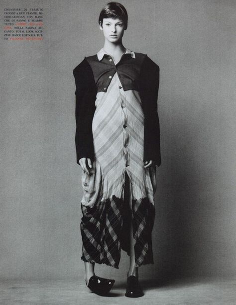 Picture of Linda Evangelista Rei Kawakubo Comme Des Garcons, Rei Kawakubo, Steven Meisel, Linda Evangelista, Quirky Fashion, Vogue Italia, Fashion Images, Fashion History, Comme Des Garcons