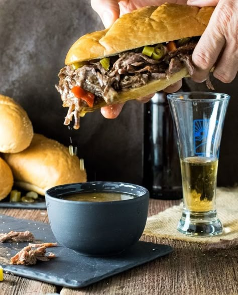 Powder Chicago Italian Beef Recipe, Beef Sandwiches Crock Pot, Crock Pot Italian Beef, Italian Beef Recipe, Chicago Beef, Italian Roast Beef, Chicago Italian Beef, Italian Beef Crockpot, Italian Beef Sandwich