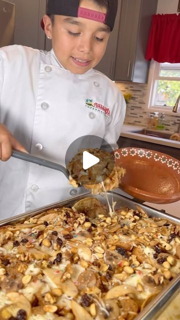 Corn Tortilla Dessert, Capirotada Recipe, Tortilla Dessert, Bread Toppings, Mexican Menu, Oaxaca Cheese, Kid Chef, Lasagna Pan, Gala Apples