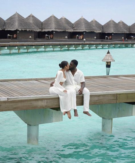 Black Couple Vacations, Maldives Honeymoon, Couple Fits, Couples Vacation, Black Couple, Honeymoon Outfits, Cute Couple Outfits, Vacation Mood, Black Love Couples