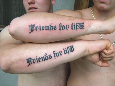 Girl Best Friends, Cute Matching Tattoos, Matching Friend Tattoos, Brother Tattoos, Matching Best Friend Tattoos, Bff Tattoos, Friendship Tattoos, Guy Best Friends, Boy Best Friend