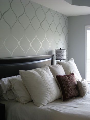 Bedroom Wallpaper Accent Wall, Wallpaper Accent Wall Bathroom, Grey Accent Wall, Feature Wall Bedroom, Accent Wall Colors, Wallpaper Interior Design, Bedroom Wallpaper, Accent Walls In Living Room, Dekorasi Kamar Tidur