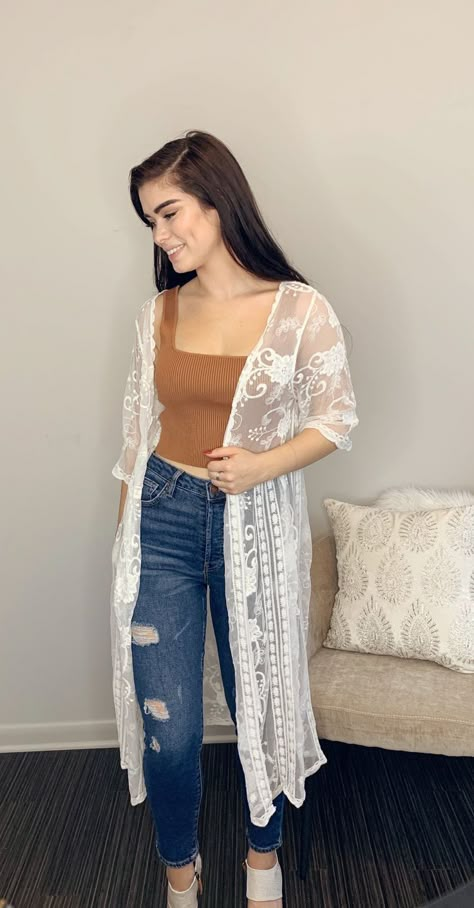 White Cardigan Outfit Spring, Off White Cardigan Outfit, Short Sleeve Cardigan Outfit, Lace Cardigan Outfit, Lace Kimono Outfit, Cardigan Outfit Spring, Cardigan Outfit Summer, White Cardigan Outfit, Snazzy Outfits