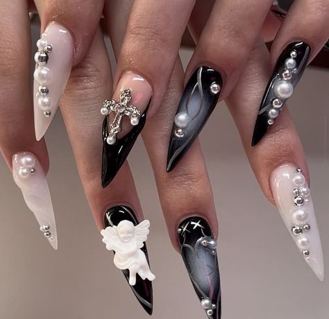 Gel X Nail Designs Black, Partynextdoor Nails, Black And Pearl Nails, Black Nails With Pearls, Black Pearl Nails, Nail Piercing, Pink Ombre Nails, Goth Nails, Grunge Nails