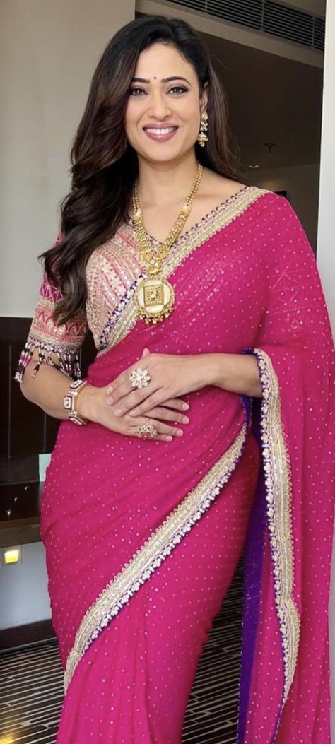 Veena Malik, Purple Lehenga, Shweta Tiwari, Vantage Point, Pink Saree, Bollywood Celebrities, Beautiful Saree, Indian Beauty Saree, Bollywood Actress