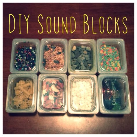 DIY Sound Blocks - A fun sensory activity for babies and toddlers! Infant Room Ideas, Infant Toddler Classroom, Infant Curriculum, Infant Classroom, Baby Food Containers, Toddler Classroom, Toddler Sensory, Daycare Activities, Music Activities