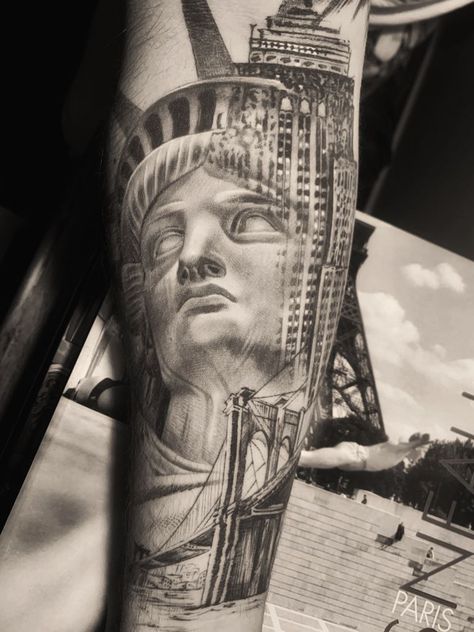 New York Tattoo Sleeve, New York Tattoo Ideas, Tattoo New York, Tattoo Leo, Tupac Tattoo, Statue Of Liberty Tattoo, Hot Rod Tattoo, Liberty Tattoo, Baseball Tattoos