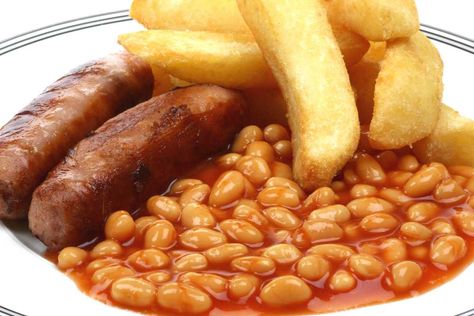 12 Poor People Meals We Will Eat No Matter How Rich We Get Poor People Meals, Beans And Weenies, Sausage And Chips, Poor People Food, Tuna Casserole, Indulgent Food, Buttered Noodles, Cottage Pie, Kid Friendly Dinner