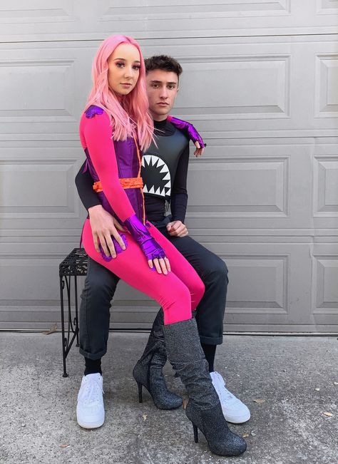 Couples Halloween Costume Idea                                                          @maddy_gundersen                       @joshwlnters                                     #halloween #halloweencostumes #couplescostumes #couplecostumeideas #halloween2019 #uniquecostume #lavagirl #sharkboy #halloweenideas #halloweeninspiration #pinkhair #pinkhairinspo Shark Boy And Lava Girl, Cute Couple Halloween, Teen Costumes, Lava Girl, Couples Costumes Creative, Cute Couples Costumes, Shark Boy, Unique Couple Halloween Costumes, Halloween Parejas