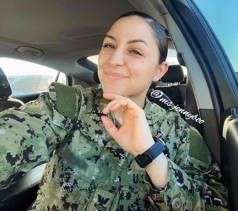 Female Army Soldier, Air Force Women, Jennifer Rose, Jenny Rose, Hospital Admit, Call With Boyfriend Screen, Army Images, Military Girlfriend, Video Call With Boyfriend Screen