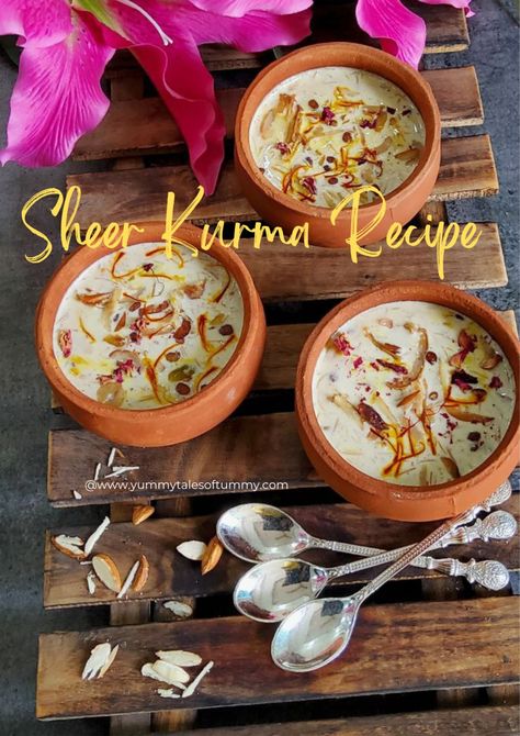 Sheer Kurma Recipe | Sheer Korma is a traditional Indian sweet dish made during the festive occasion of Eid! This recipe is popular and must-have during Ramzan. Sheer Korma, Cooking With Dates, Kurma Recipe, Korma Recipe, Kheer Recipe, Sweet Potato And Apple, Sweet Dish, Star Food, Indian Sweet