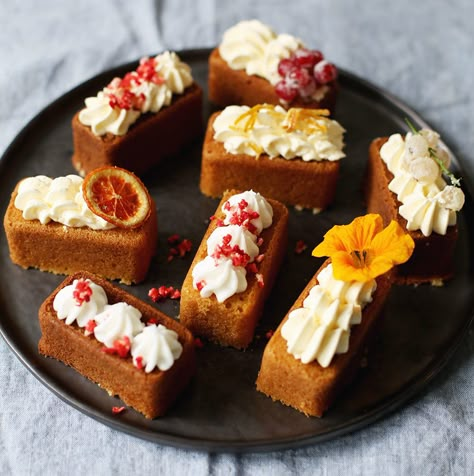 Make some perfect fancy afternoon tea snacks with these loose-based mini loaf tins. We have the full recipe for you to make yourself. Party Pastries, Tea Cake Recipe, Afternoon Tea Cake, Mini Loaf Cakes, Mini Cake Recipe, Tea Loaf, Afternoon Tea Cakes, Tea Cakes Recipes, Tea Snacks