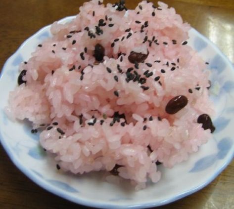 Red Rice Recipe Mexican, Japanese Wedding Cakes, Adzuki Bean Recipe, Red Beans And Rice Recipe Easy, Japanese Rice Dishes, Traditional Japanese Wedding, Azuki Beans, Red Rice Recipe, Rice Recipes Vegan