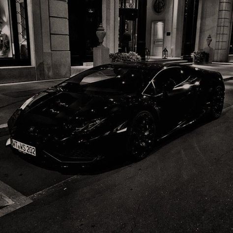 Mobil Mafia, Aesthetic Black Car, Tumblr Car, Badass Aesthetic, Kid Friendly Travel Destinations, Luxury Aesthetic, Super Luxury Cars, Best Luxury Cars, Aesthetic Black