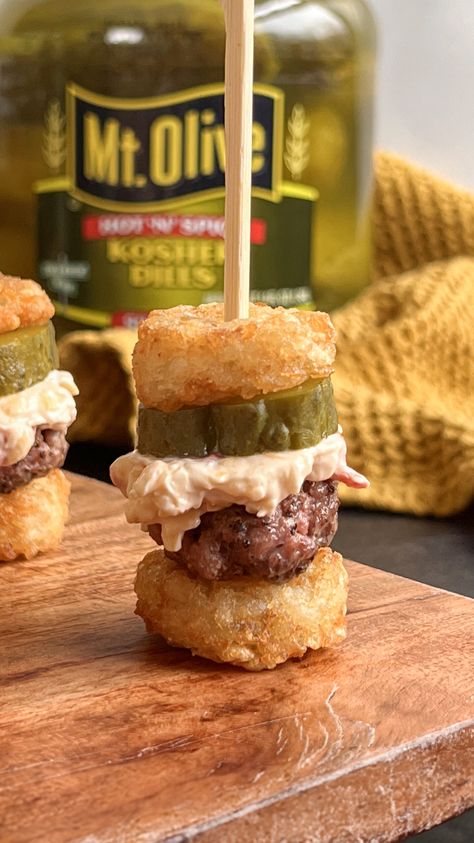 Pimento Cheese Burger Bites Smokey Pimento Cheese Recipe, Pimento Cheese Panini, Delicious Miss Brown Pimento Cheese, Dinner In 321 Pimento Cheese, Pimento Cheese Burger, Party Food Favorites, Hot Banana Peppers, Burger Bites, Cheeseburger Sliders