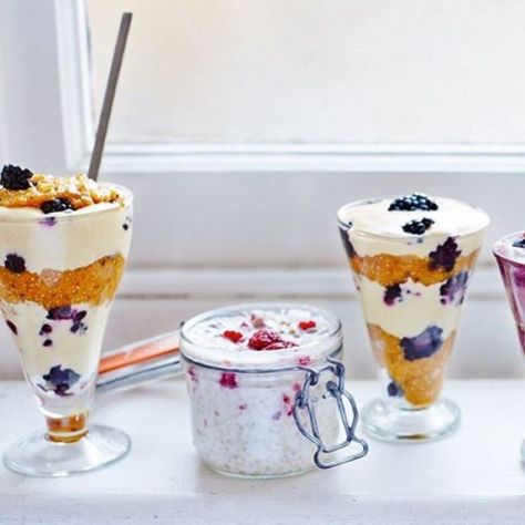 10 Healthy Yogurt Parfaits from Instagram You Have to Try Healthy Yogurt Parfait, Yogurt Parfaits, Dessert For Breakfast, Healthy Yogurt, Eat This Not That, Cold Desserts, Yogurt Parfait, From Instagram, Morning Routine