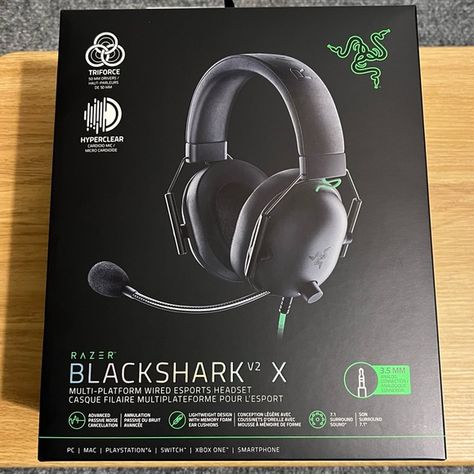 Razer Blackshark V2 X Wired Gaming Headset - Black Razer Blackshark V2, Razer Headset, Setup Pc, Razer Gaming, Pro Black, Gaming Headset, Set Up, Over Ear Headphones, Headset