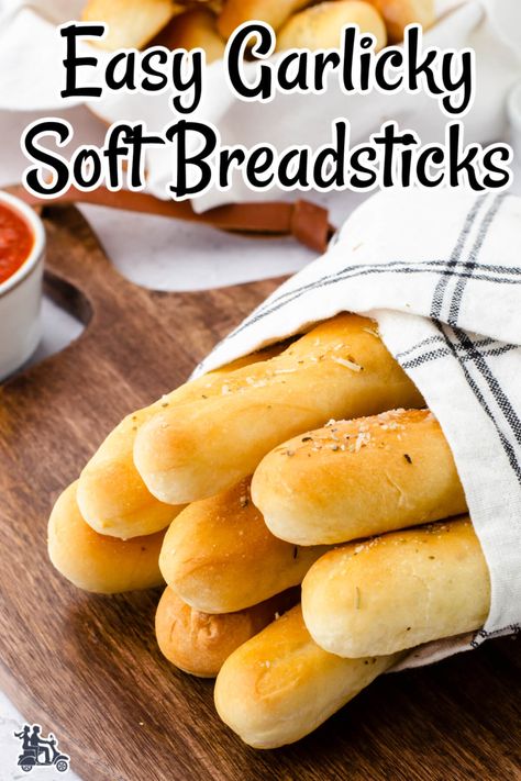 Olive Garden Breadstick, Soft Breadsticks, Copycat Olive Garden Breadsticks, Italian Salad Dressing Homemade, Spicy Cheese Dip, Rhodes Dinner Rolls, Italian Bread Sticks, Olive Garden Breadsticks, Homemade Breadsticks