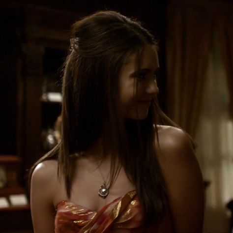 Elena Gilbert Style, Vampire Diaries Cast, Canadian Actresses, Katherine Pierce, Mystic Falls, Famous Girls, Elena Gilbert, Tv Girls, Vampire Diaries The Originals