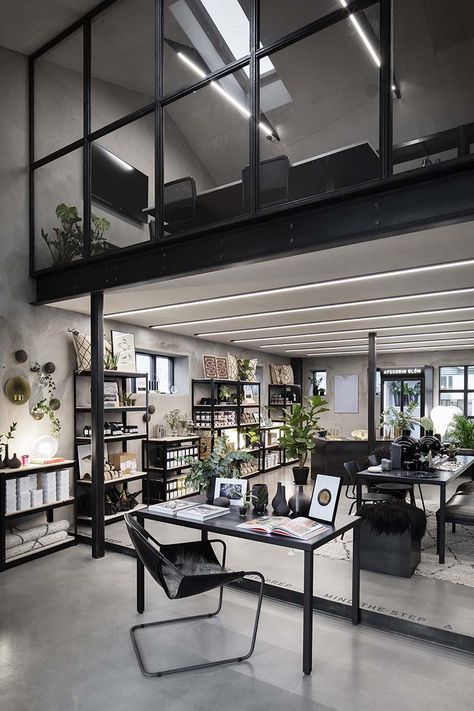 Loft Shop Design, Loft Store Design, Printing Shop Interior Design, Showroom Interior Design Concept Stores, Mezzanine Design Ideas, Industrial Showroom, Waxing Studio, Warehouse Interior, Startup Office