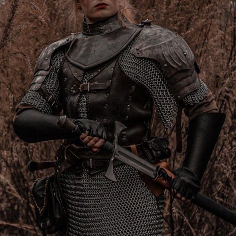 Knight Aesthetic, Medieval Aesthetic, Larp Armor, Yennefer Of Vengerberg, Female Armor, Royal Aesthetic, Female Knight, Knight Armor, Medieval Armor