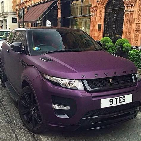 Purple Range Rover, Pink Range Rovers, Sv Autobiography, Range Evoque, Dream Cars Range Rovers, Luxury Cars Range Rover, Doors Makeover, New Luxury Cars, Top Luxury Cars