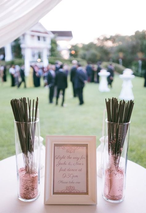 Sparkler Container For Wedding, Wedding Sparklers Display, Sparklers Wedding, Bride To Be Decorations, Simple Classic Wedding, Candle Lit Wedding, Boda Ideas, Classic Wedding Decorations, Dream Wedding Decorations