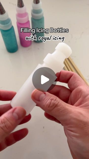 Icing Bottles For Cookies, Icing For Decorating Cookies, Semi Sweet Designs, Royal Icing Piping, Decorating Cookies, Piping Icing, 10k Views, Gingerbread Houses, Squeeze Bottles