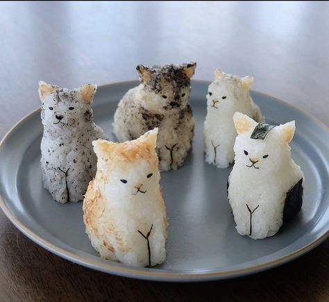 Design Cibo, Kreative Snacks, Cibo Asiatico, 귀여운 음식 그림, Food Sculpture, Bread Art, Food Artists, Kawaii Cooking, Cute Snacks