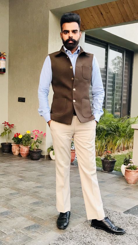 Mens Koti Design, Kurta And Coat For Men, Koti Jacket For Men, Half Jacket For Men, Pant Shirt With Nehru Jacket, Formal Pants Women, Nehru Jacket For Men, Lykan Hypersport, Jodhpuri Suit