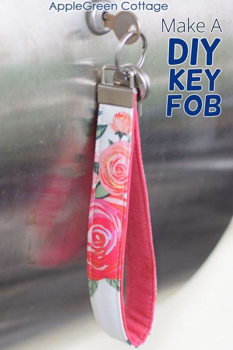 Keyfob Keychains Diy, Key Fob Pattern Free, Sew A Keychain, Diy Sewing Keychain, Making Key Chains Diy, Diy Key Wristlet, How To Make Wristlets, Key Chain Strap, Diy Sewn Keychain