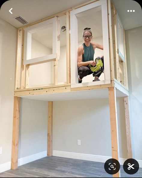 How To Build Indoor Playhouse, Indoor Treehouse Loft, Loft Play Area Over Bed, Loft In Playroom, Diy Playroom Loft, Closet Playhouse Diy, Diy Loft Play Area, Diy Play Loft, Indoor Loft Playhouse