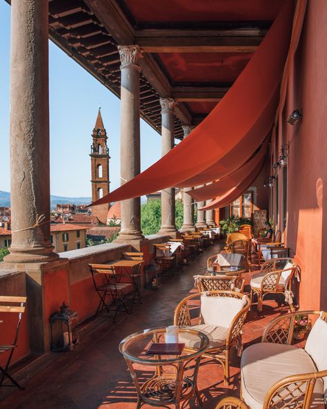 Chill Out Lounge, Florence Hotels, Visit Florence, Roof Garden, Umbria, Florence Italy, Italy Travel, Verona, Nice View