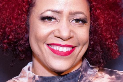 Nikole Hannah-Jones Talks Adapting '1619 Project' - Essence 1619 Project, Hannah Jones, Pulitzer Prize, New York Times Magazine, Civil Rights Movement, Photo Story, Oprah Winfrey, Black People, The Help