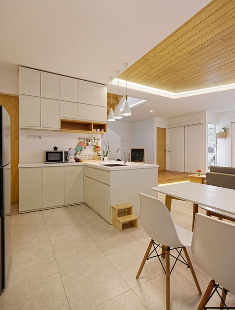 Gallery of Inset House / Delution architect - 17 Rumah Skandinavia, Dapur Skandinavia, Affordable Bedroom Sets, West Facing House, Model Dapur, Scandinavian Kitchen Design, Kitchen Desks, Minimalist Kitchen Design, Expensive Furniture