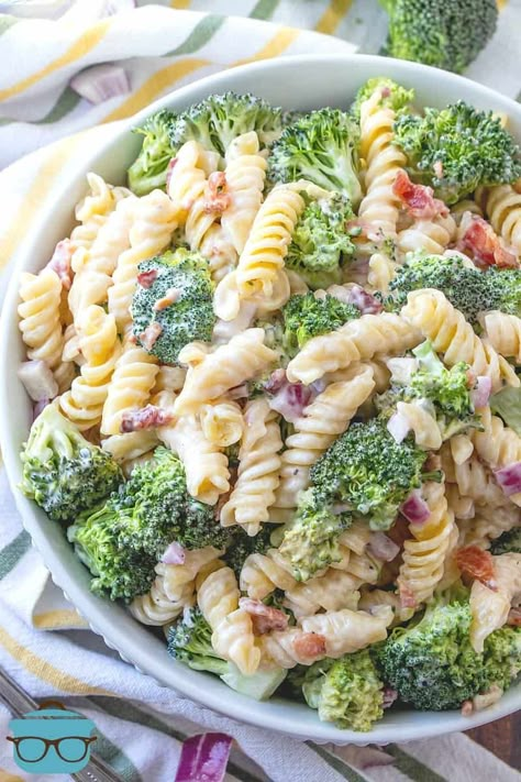 Bacon Pasta Salad Recipes, Broccoli Pasta Salad, Bacon Pasta Salad, Broccoli Pasta Salads, Pasta Con Broccoli, Bacon Broccoli, Broccoli Bacon, Creamy Pasta Salads, Cold Pasta Salad Recipes