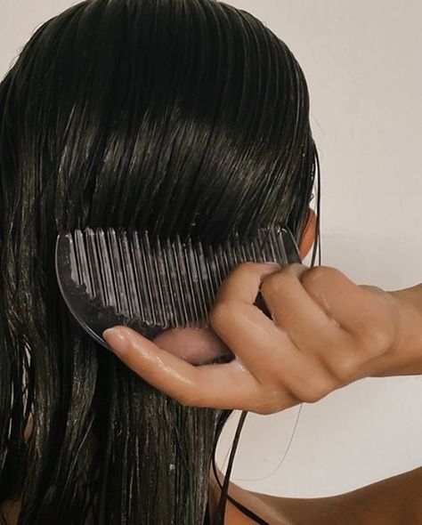 nuddy ™ body + haircare on Instagram: “Hair so soft you can run a comb through, snag free. What other hair products would you like from nuddy? TELL US EVERYTHING. 👇” Katniss Everdeen, Wet Hair, Hair Oil, Clean Beauty, Hair Goals, Hair Inspo, Her Hair, Comb, Self Care