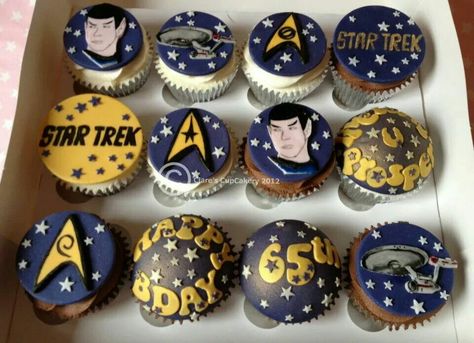 Star Trek Cakes Ideas, Star Trek Cupcakes, Star Trek Themed Party, Mens Cupcakes, Star Trek Cake, Star Trek Birthday, Star Trek Party, Star Trek Theme, Star Trek Wedding