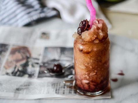 Moscato Recipes, Slushies Recipes, Mint Recipes Fresh, Cheerwine Recipes, Popcicles Recipes, Homemade Slushies, Root Beer Recipe, Nectarine Recipes, Granita Recipes