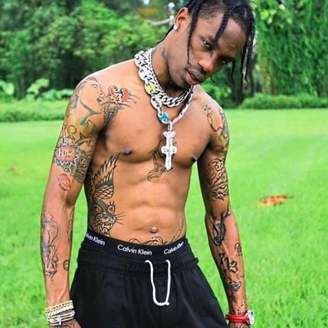 Travis Scott’s 39 Tattoos Travis Scott Tattoo, Scott Tattoo, Travis Scott Fashion, Old School Pictures, Jack Tattoo, Kylie Travis, Travis Scott Wallpapers, Scott Campbell, Gucci Mane