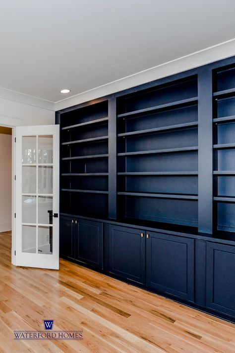 Navy Bookshelves, Shelves Living Room, Blue Bookcase, Home Library Rooms, Office Built Ins, Built In Shelves Living Room, In Home Office, Blue Office, Modern Farmhouse Home