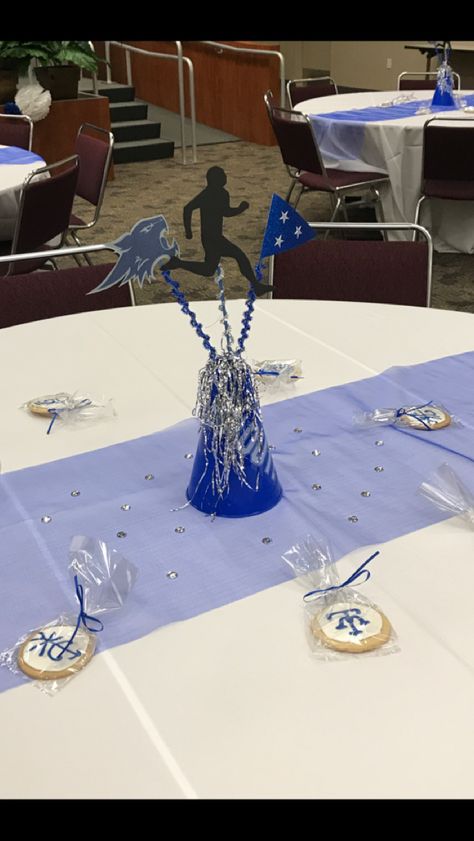 Cross Country Centerpiece Ideas, Track Banquet Ideas, Cross Country Banquet Centerpieces, Track Banquet Centerpieces, Track And Field Banquet Ideas, Cross Country Banquet Ideas, Sports Banquet Decorations, Party Picture Display, Sports Banquet Centerpieces