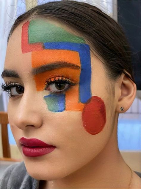 Geometric Makeup Looks, Geometric Makeup, Abstract Makeup, Dark Makeup Looks, Geometric Face, Creepy Halloween Makeup, Graphic Makeup, Runway Makeup, Makeup Class