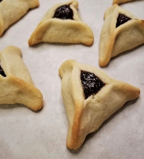 Hamantaschen Cookies, Hamantaschen Recipe, Poppy Seed Filling, Flavour Combinations, Recipe Folder, Fruit Jam, Baking Sheets, Purim, New Flavour