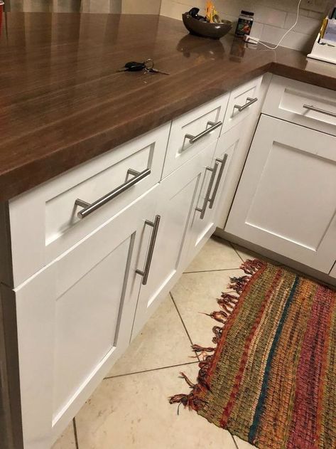 old formica cabinet to modern coastal Paint Formica Cabinets, How To Paint Formica Cabinets, Formica Cabinet Makeover, Formica Kitchen Cabinets, Formica Cabinets, Cottage Cabinet, Glass Kitchen Cabinet Doors, Glass Kitchen Cabinets, Kitchen Cupboards Paint