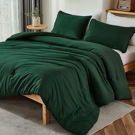 Amazon.com: Litanika Dark Emerald Green King Comforter Set, 3 Pieces Solid Forest Bedding Set, All Season Fluffy Bed Set (104x90In Comforter & 2 Pillowcases) : Home & Kitchen Fluffy Bed Set, Forest Bedding, Black Comforter Sets, Green Comforter Sets, Solid Bedding, Full Size Comforter Sets, Fluffy Bed, Full Comforter Sets, Queen Size Comforter Sets