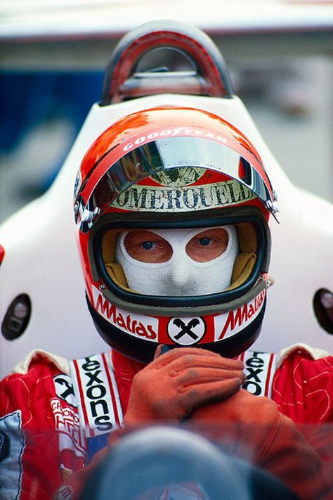 Auto Racing Art, Niki Lauda, F1 Wallpaper Hd, Grand Prix Racing, Formula 1 Car Racing, Ferrari Racing, Racing Helmets, Sport Automobile, Classic Motors