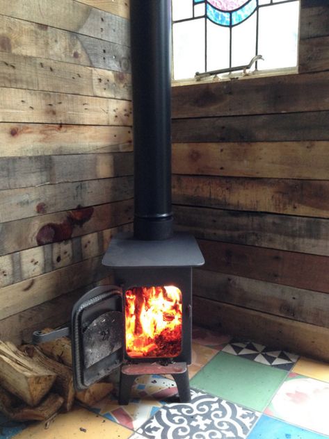 Summerhouse Interiors Ideas, Small Log Burner, Summerhouse Ideas, Posh Sheds, Garage Pub, Office With Fireplace, Cabin Office, Wood Burners, Shed Office